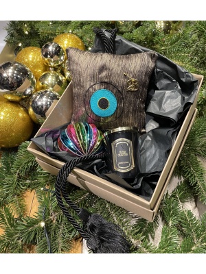 Custom Christmas Box - Χειροποίητο γούρι με κέντημα, Χριστουγεννιάτικη Μπάλα & Κερί Orange Blossom