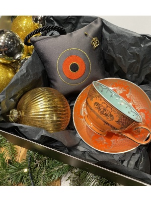 Custom Christmas Box - Χειροποίητο γούρι με κέντημα, Χριστουγεννιάτικη Μπάλα & Pols Potten Espresso Cup